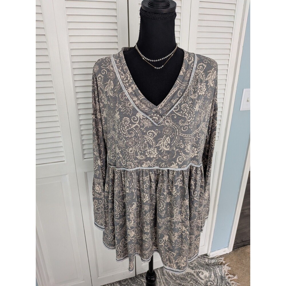 Jade by Jane Top Womens L Gray Paisley Boho Flowy Hippie Western Babydoll Blouse